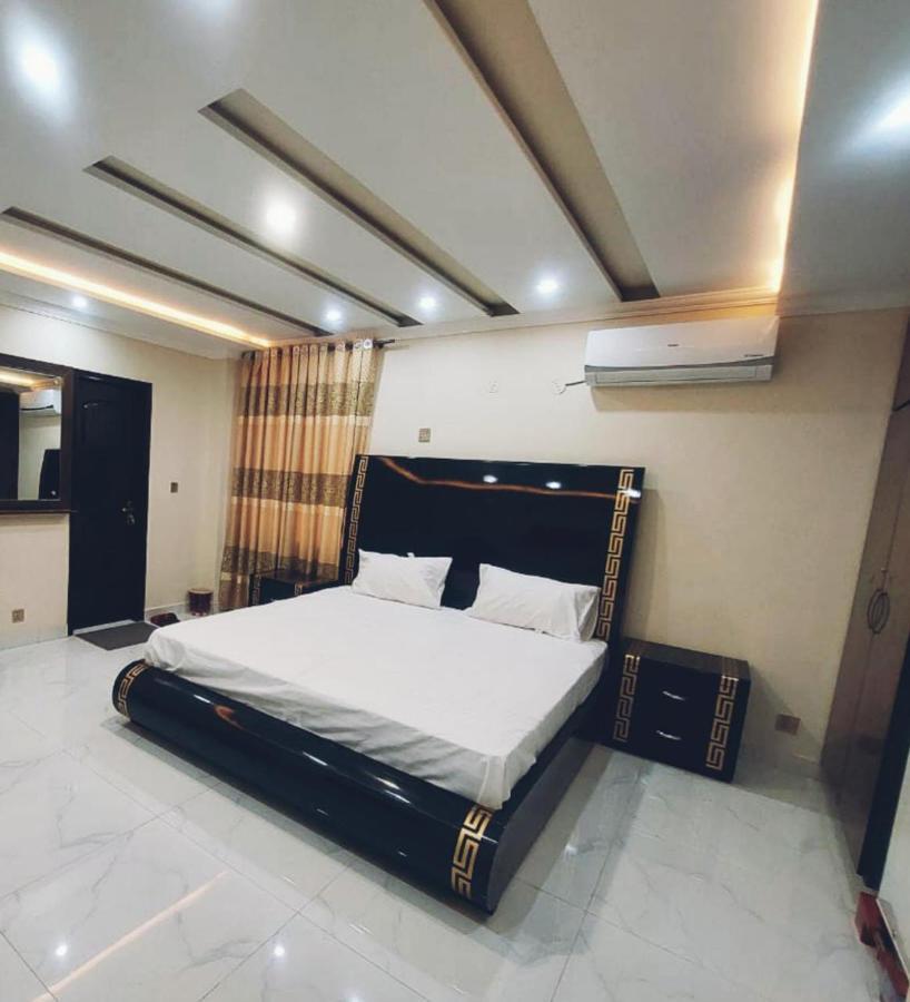 Hotel White Pearl 라호르 외부 사진