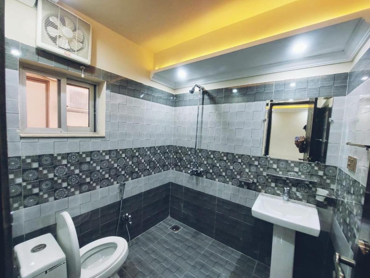 Hotel White Pearl 라호르 외부 사진