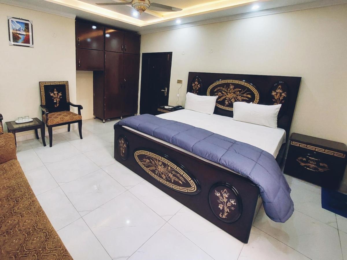 Hotel White Pearl 라호르 외부 사진