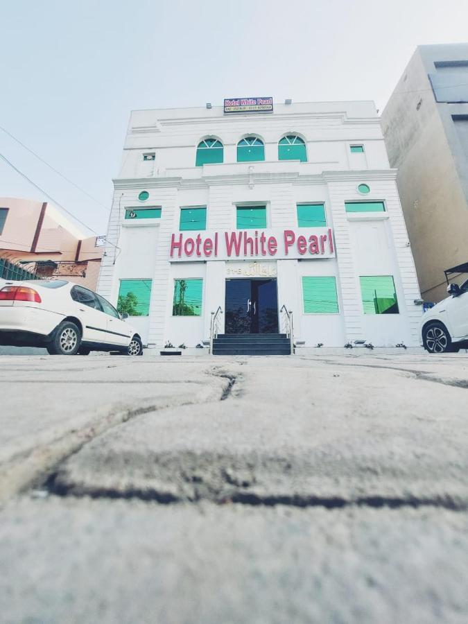 Hotel White Pearl 라호르 외부 사진