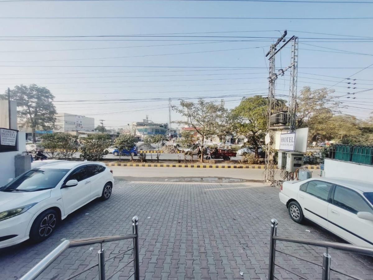 Hotel White Pearl 라호르 외부 사진