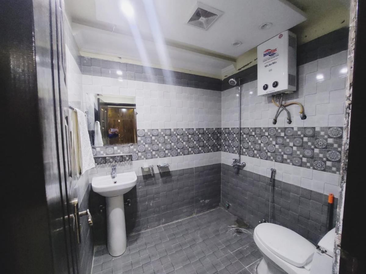 Hotel White Pearl 라호르 외부 사진