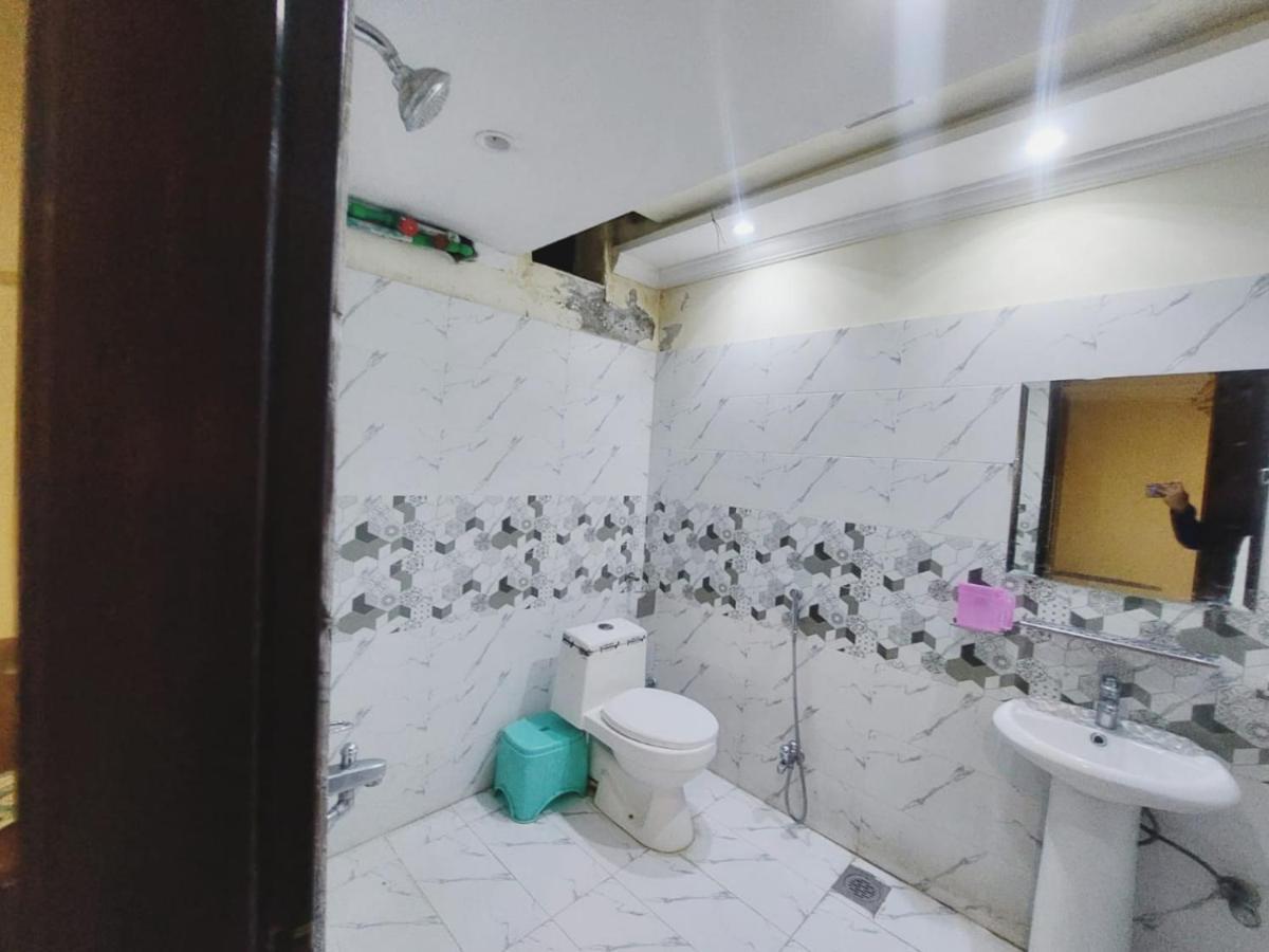 Hotel White Pearl 라호르 외부 사진