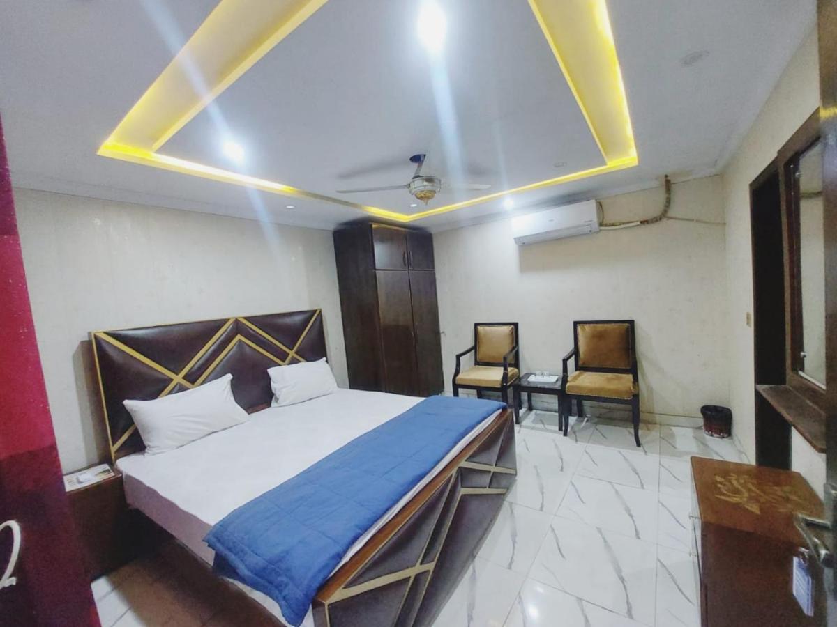 Hotel White Pearl 라호르 외부 사진